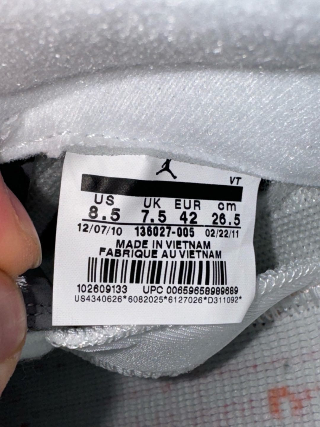 Jordan 5 Metal